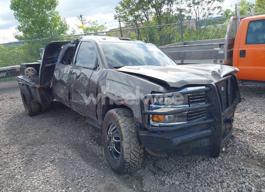 Photo 11 of 2015 Chevrolet Silverado 3500HD LT (VIN 1GC4KZC82FF126299)