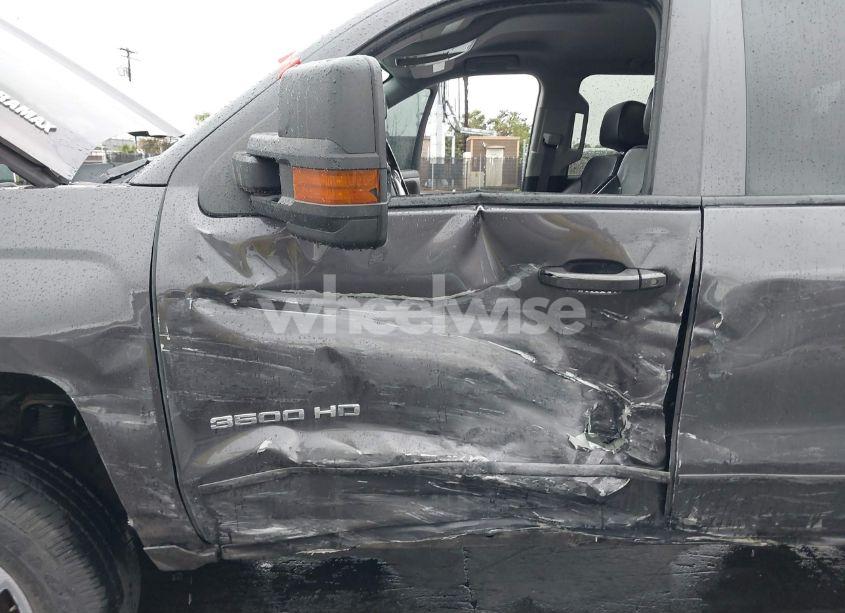 Photo 11 of 2016 Chevrolet Silverado 3500HD LT (VIN 1GC4KZC83GF246971)