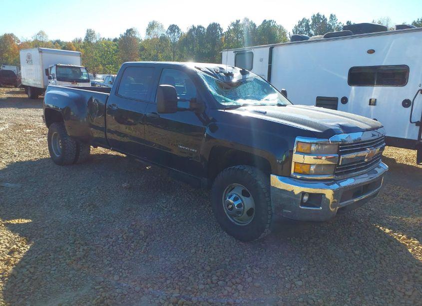 2015 Chevrolet Silverado 3500HD LT (VIN 1GC4KZC84FF145730) main photo