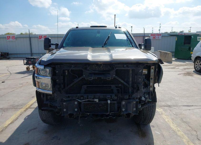 Photo 14 of 2015 Chevrolet Silverado 3500HD LT (VIN 1GC4KZC84FF153200)