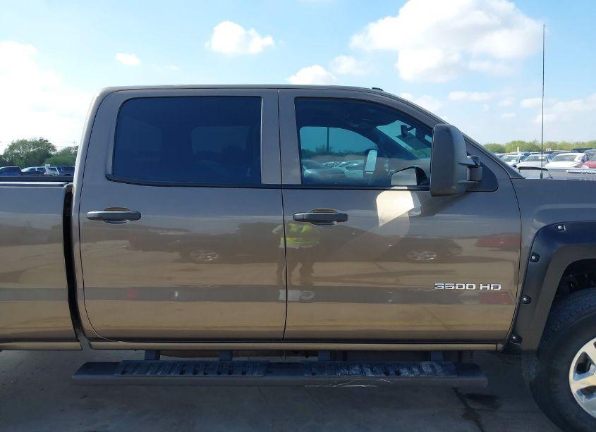 Photo 15 of 2015 Chevrolet Silverado 3500HD LT (VIN 1GC4KZC84FF153200)