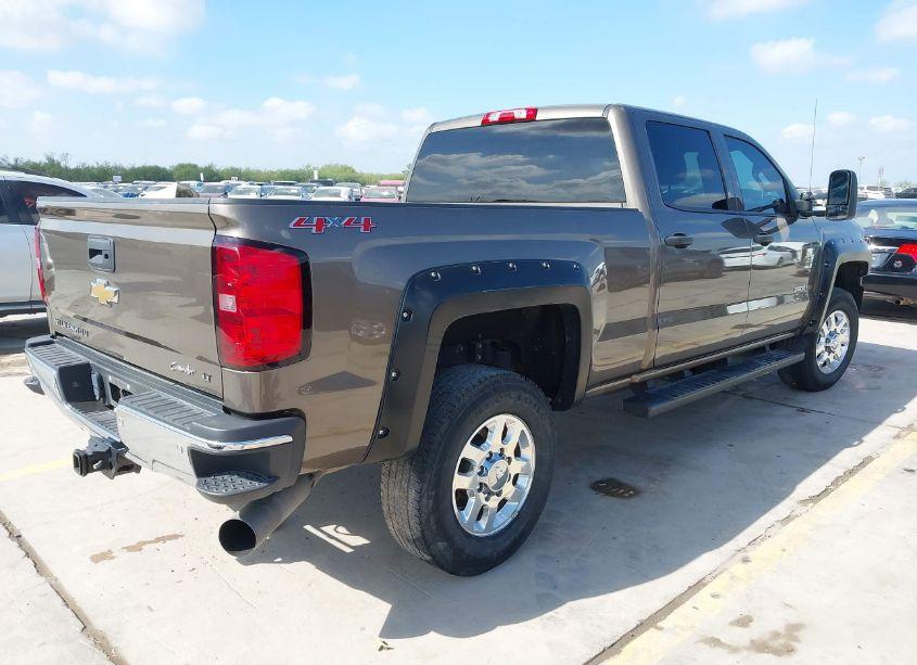 Photo 4 of 2015 Chevrolet Silverado 3500HD LT (VIN 1GC4KZC84FF153200)