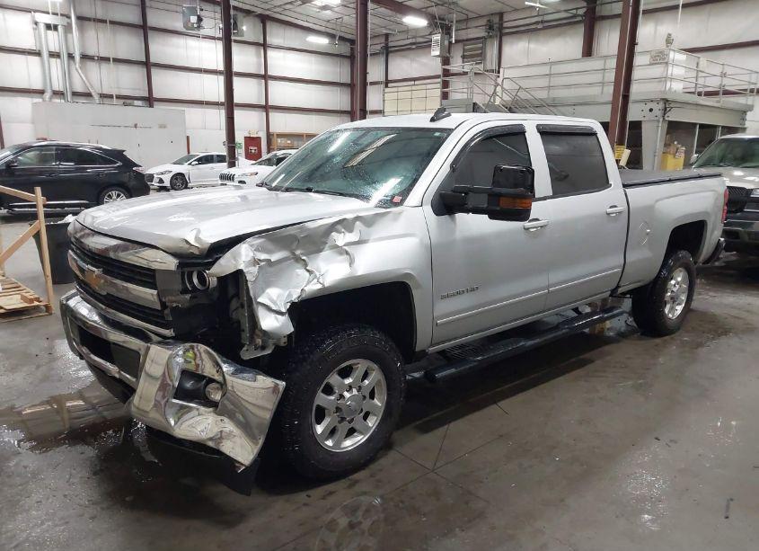 Photo 2 of 2015 Chevrolet Silverado 3500HD LT (VIN 1GC4KZCG1FF680103)