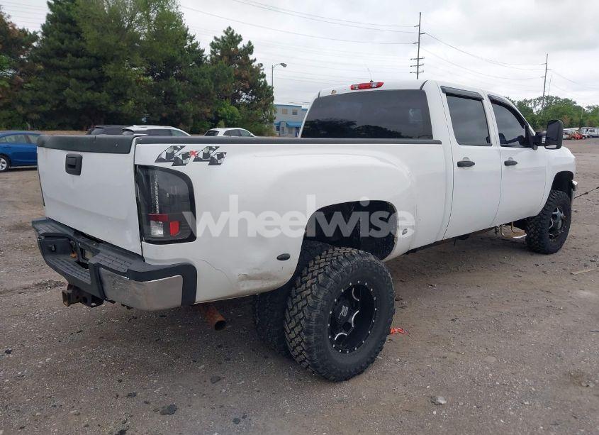 Photo 4 of 2013 Chevrolet Silverado 3500HD WORK TRUCK (VIN 1GC4KZCG8DF175074)