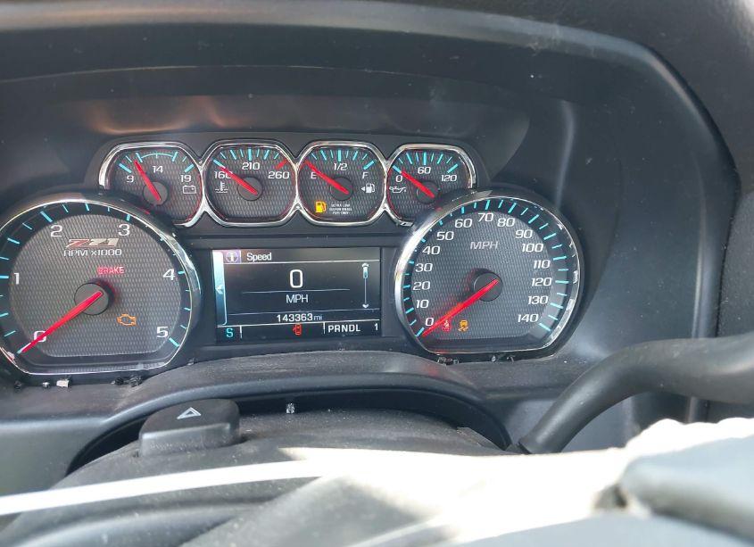 Photo 5 of 2018 Chevrolet Silverado 3500HD LT (VIN 1GC4KZCY1JF149873)