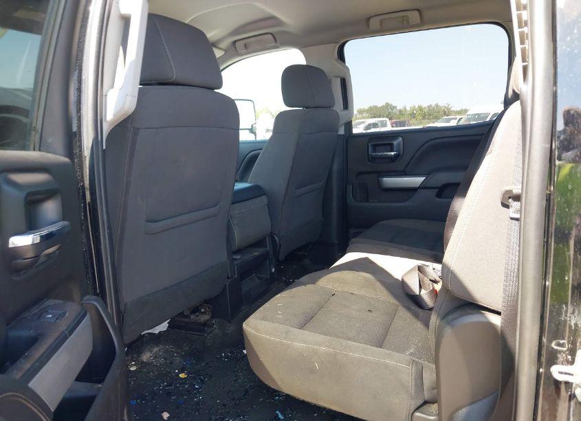 Photo 7 of 2018 Chevrolet Silverado 3500HD LT (VIN 1GC4KZCY1JF149873)