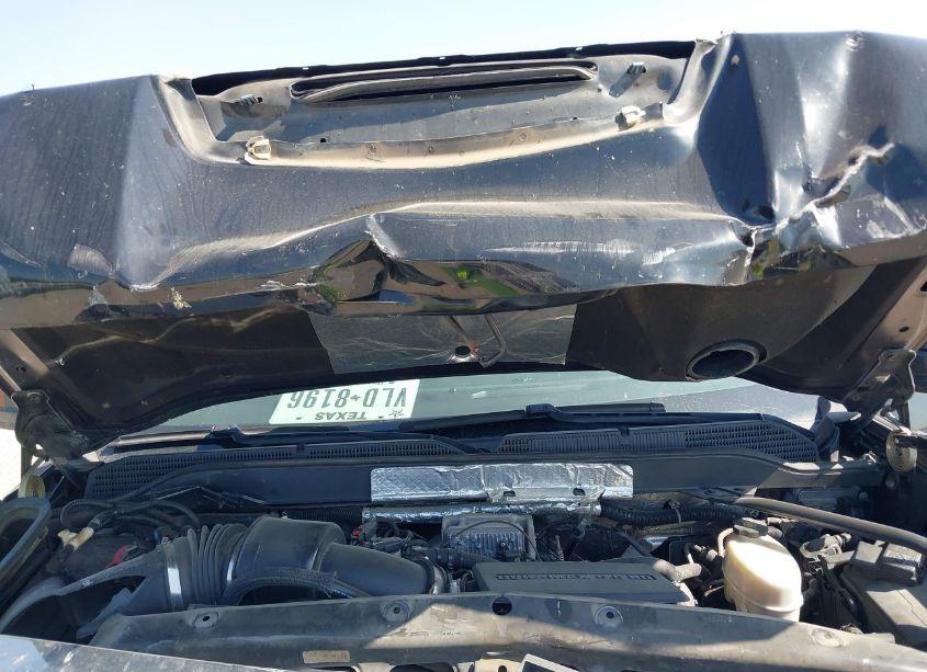 Photo 9 of 2018 Chevrolet Silverado 3500HD LT (VIN 1GC4KZCY1JF149873)