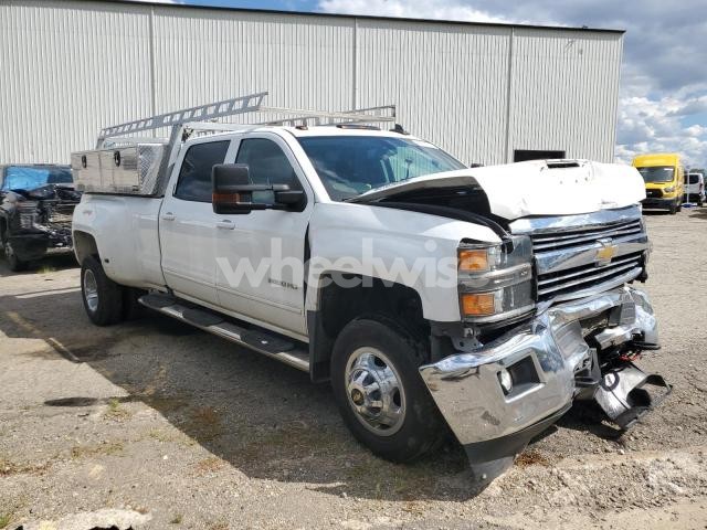 Photo 11 of 2018 CHEVROLET SILVERADO K3500 LT (VIN 1GC4KZCY7JF212880)