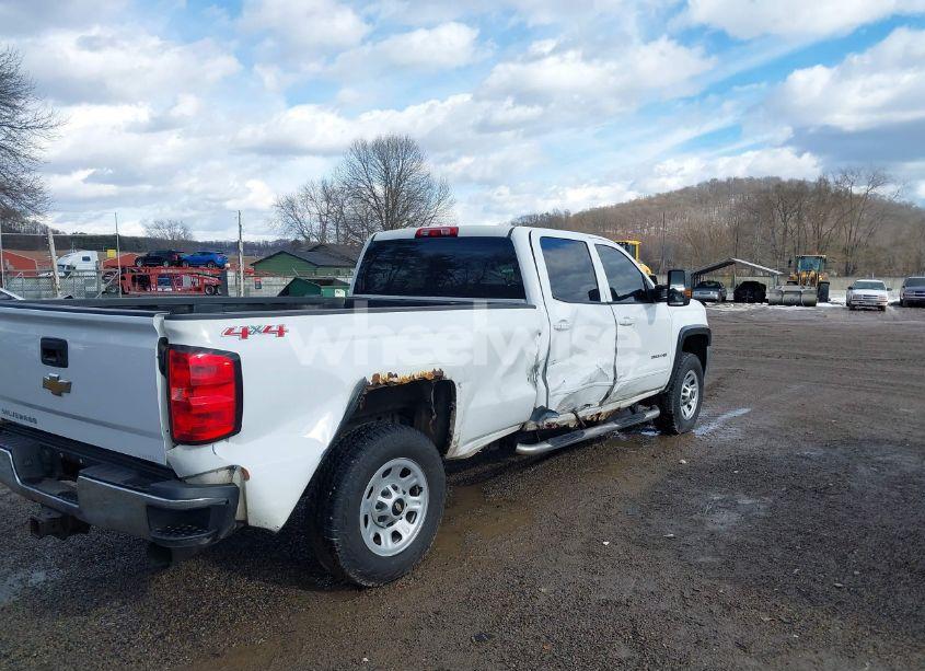 Photo 4 of 2015 Chevrolet Silverado 3500HD LT (VIN 1GC4KZE85FF619018)