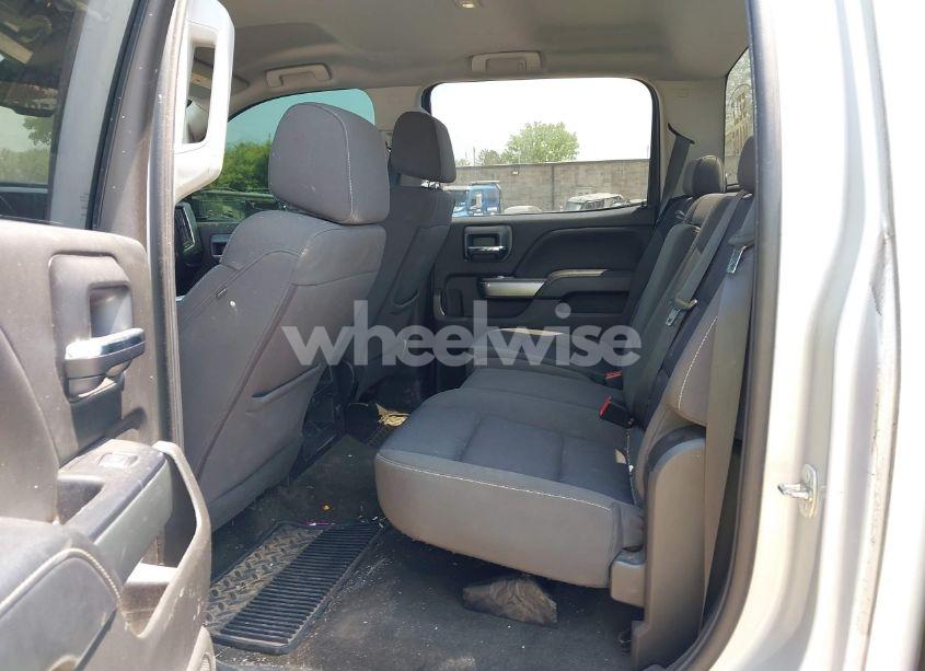 Photo 6 of 2018 Chevrolet Silverado 3500HD LT (VIN 1GC4KZEY0JF150073)