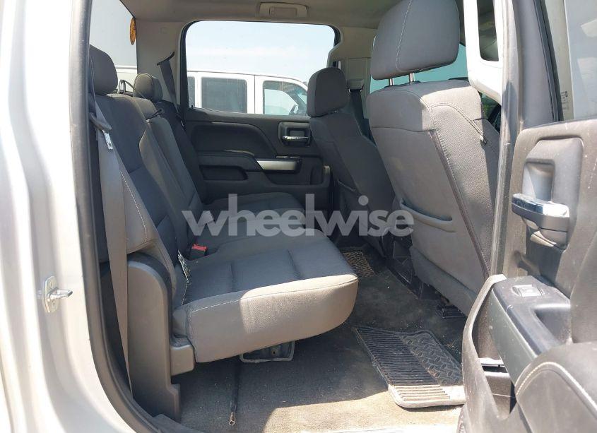 Photo 7 of 2018 Chevrolet Silverado 3500HD LT (VIN 1GC4KZEY0JF150073)