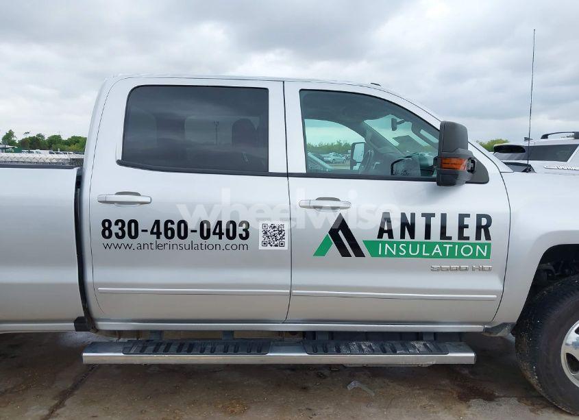 Photo 14 of 2017 Chevrolet Silverado 3500HD LT (VIN 1GC4KZEY3HF115750)