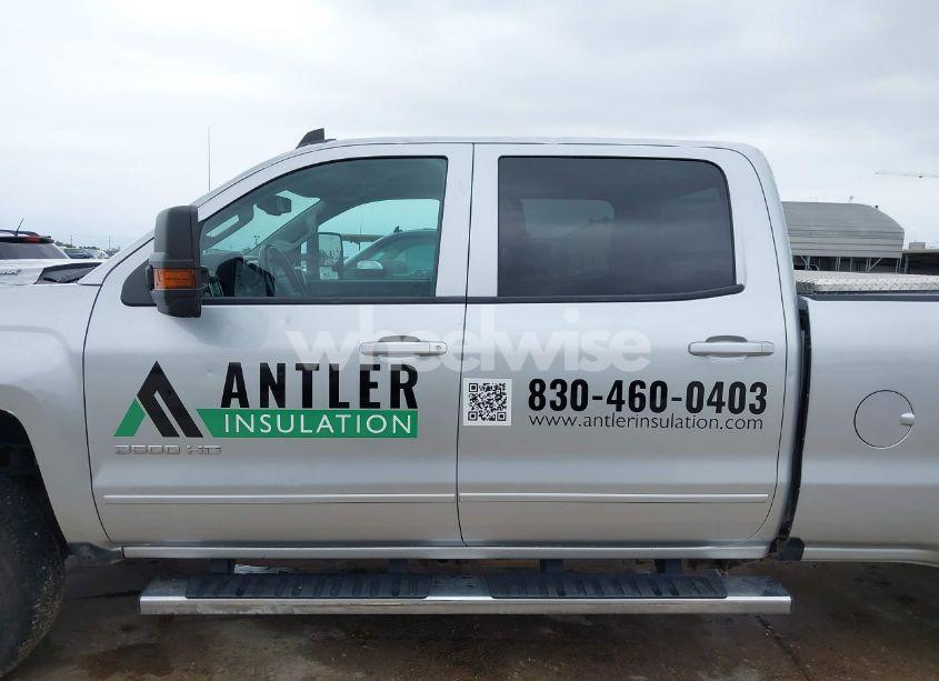 Photo 15 of 2017 Chevrolet Silverado 3500HD LT (VIN 1GC4KZEY3HF115750)