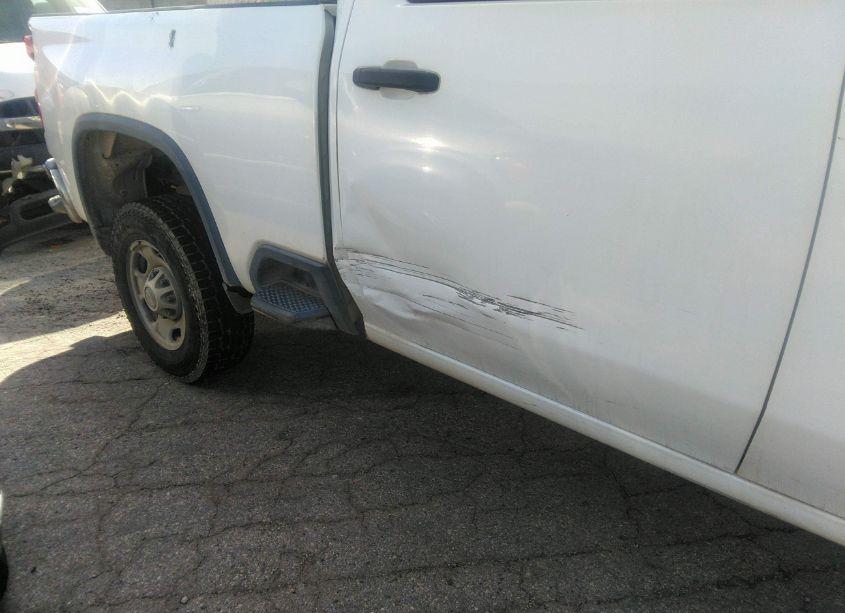 Photo 11 of 2020 Chevrolet Silverado 2500HD 2WD STANDARD BED WT (VIN 1GC4WLE75LF113998)
