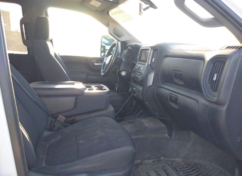 Photo 6 of 2020 Chevrolet Silverado 2500HD 2WD STANDARD BED WT (VIN 1GC4WLE75LF113998)