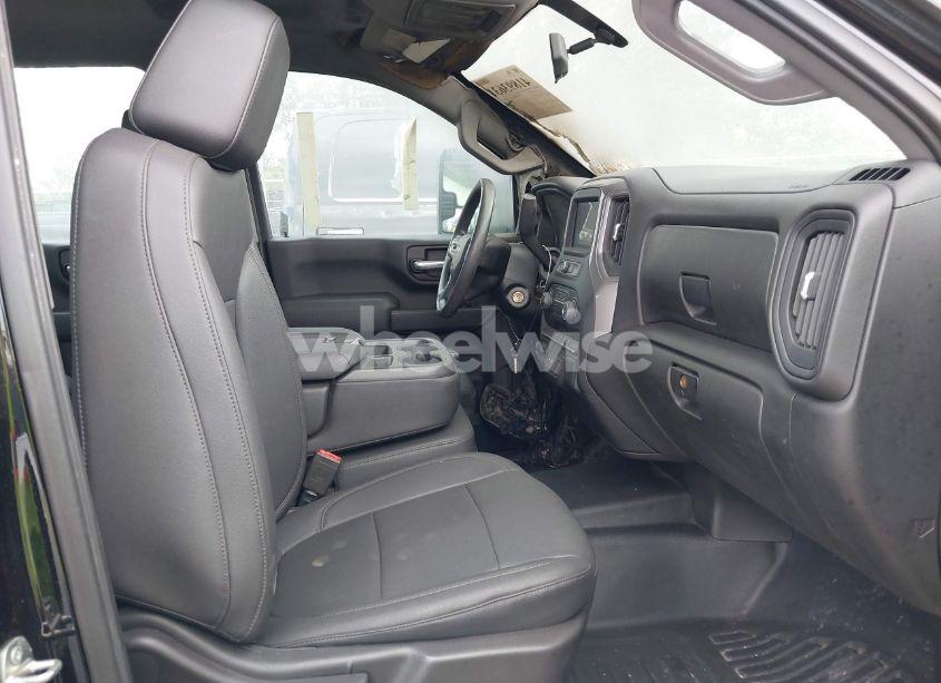 Photo 5 of 2022 Chevrolet Silverado 2500HD 2WD LONG BED WT (VIN 1GC4WLE79NF239252)