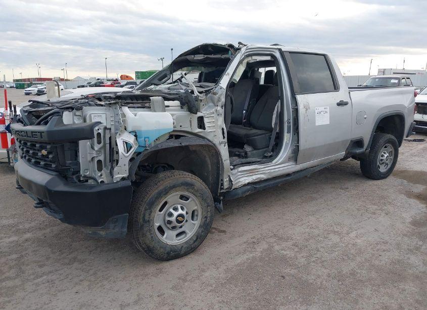 Photo 2 of 2021 Chevrolet Silverado 2500HD 2WD STANDARD BED WT (VIN 1GC4WLEY2MF132700)