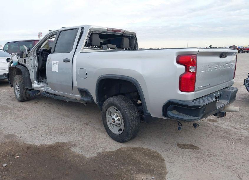 Photo 3 of 2021 Chevrolet Silverado 2500HD 2WD STANDARD BED WT (VIN 1GC4WLEY2MF132700)