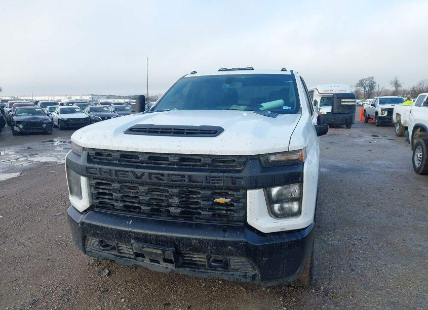 Photo 2 of 2022 Chevrolet Silverado 3500HD 2WD LONG BED WT (VIN 1GC4WREY1NF178376)