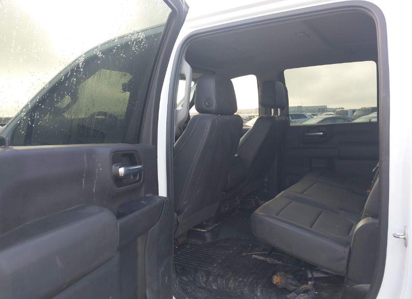 Photo 6 of 2022 Chevrolet Silverado 3500HD 2WD LONG BED WT (VIN 1GC4WREY1NF178376)