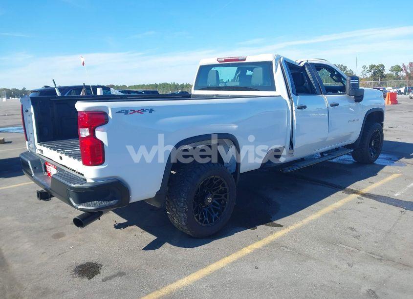 Photo 4 of 2020 Chevrolet Silverado 2500HD 4WD LONG BED WT (VIN 1GC4YLE70LF159829)