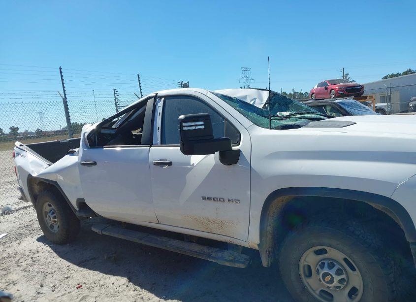 Photo 14 of 2020 Chevrolet Silverado 2500HD 4WD STANDARD BED WT (VIN 1GC4YLE73LF115940)
