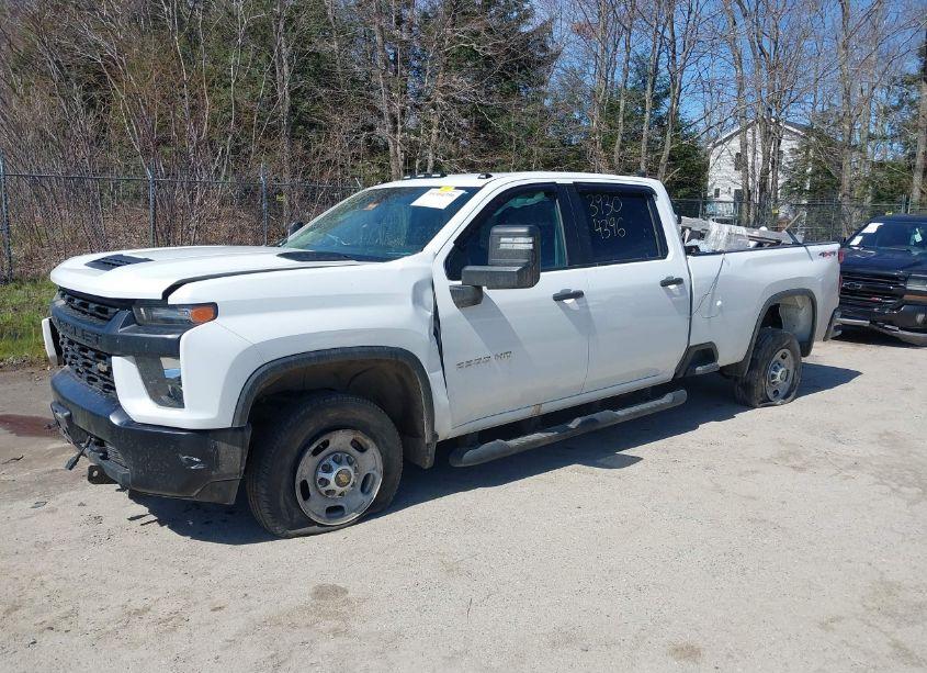 Photo 2 of 2022 Chevrolet Silverado 2500HD 4WD LONG BED WT (VIN 1GC4YLE75NF339052)