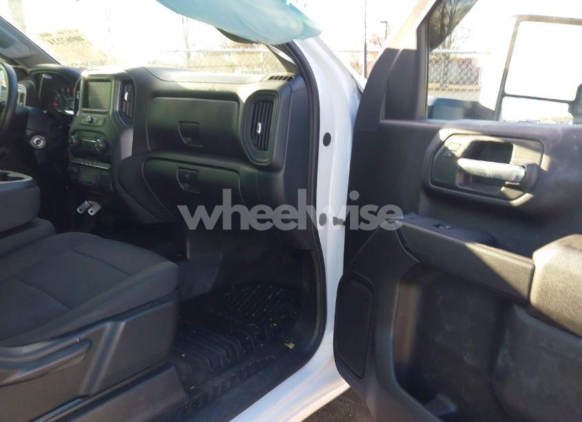 Photo 5 of 2022 Chevrolet Silverado 2500HD 4WD LONG BED WT (VIN 1GC4YLE76NF338346)
