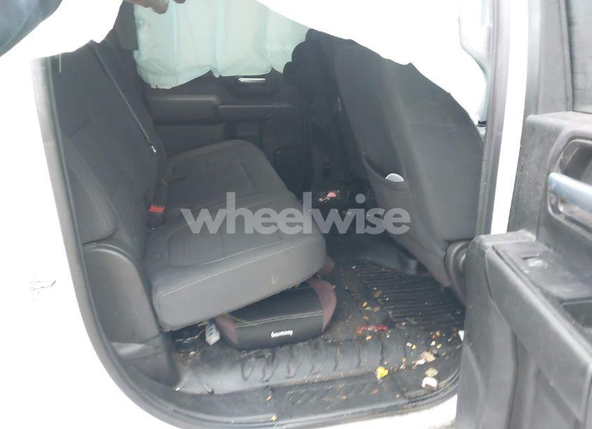 Photo 8 of 2021 Chevrolet Silverado N/A (VIN 1GC4YLE7XMF179331)