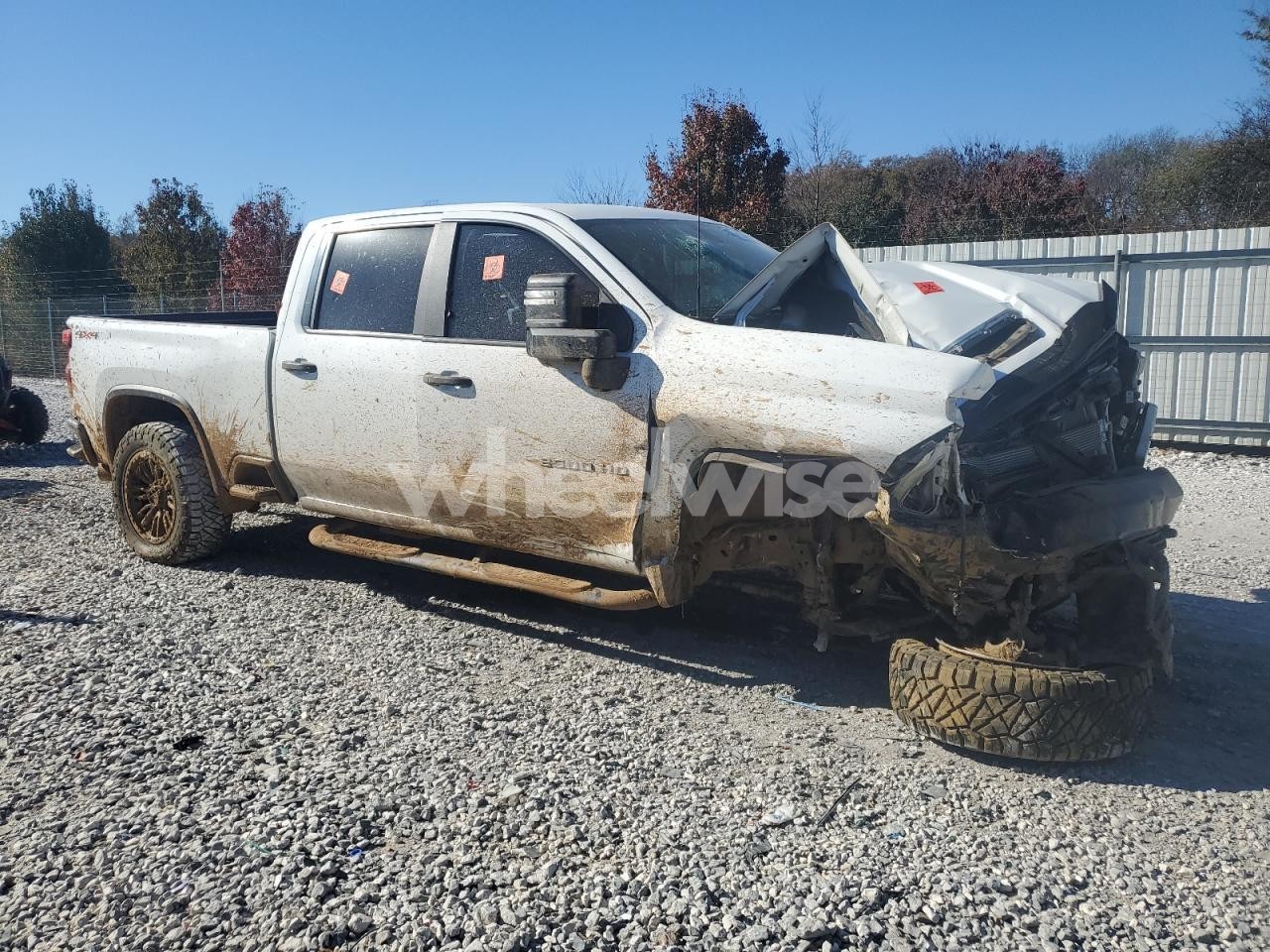 Photo 4 of 2020 CHEVROLET SILVERADO K2500 HEAVY DUTY (VIN 1GC4YLEY0LF112339)