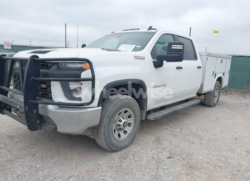 Photo 2 of 2020 Chevrolet Silverado 2500HD 4WD LONG BED WT (VIN 1GC4YLEY0LF158494)