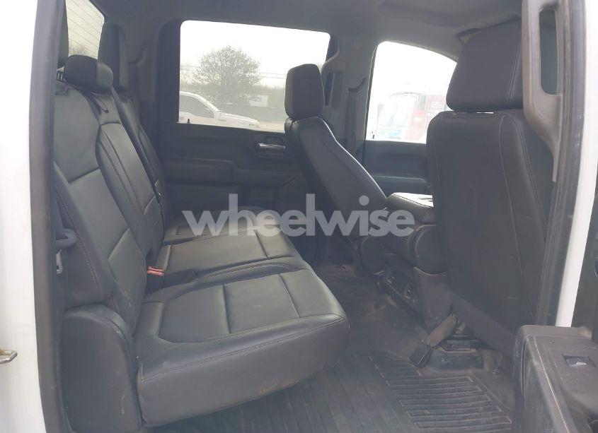 Photo 6 of 2020 Chevrolet Silverado 2500HD 4WD LONG BED WT (VIN 1GC4YLEY0LF158494)