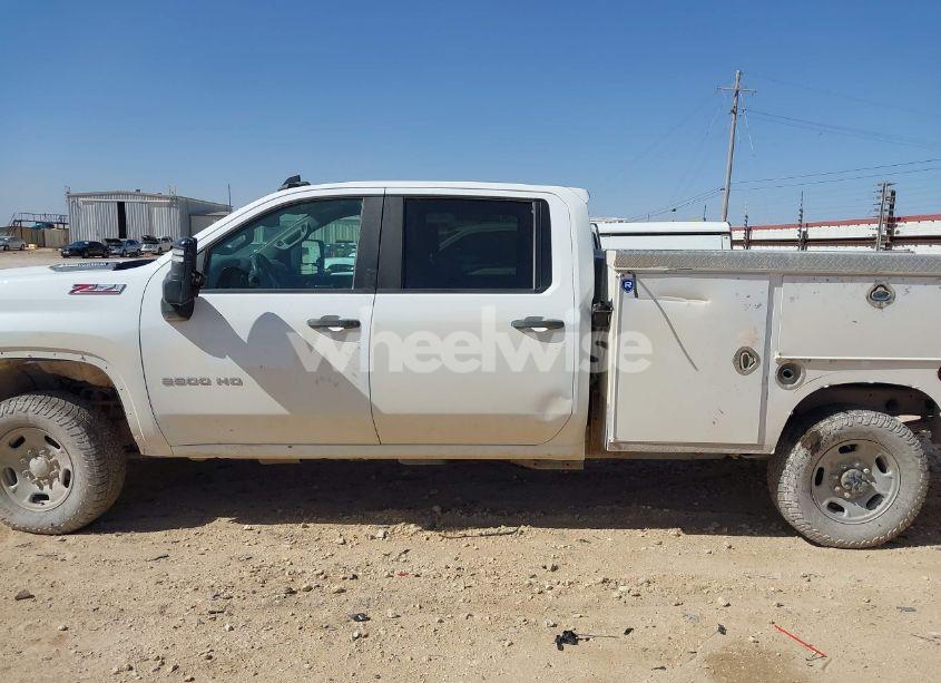 Photo 13 of 2020 Chevrolet Silverado 2500HD 4WD LONG BED WT (VIN 1GC4YLEY3LF158487)