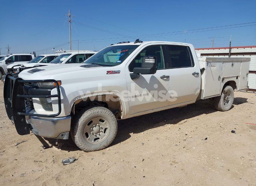 Photo 2 of 2020 Chevrolet Silverado 2500HD 4WD LONG BED WT (VIN 1GC4YLEY3LF158487)