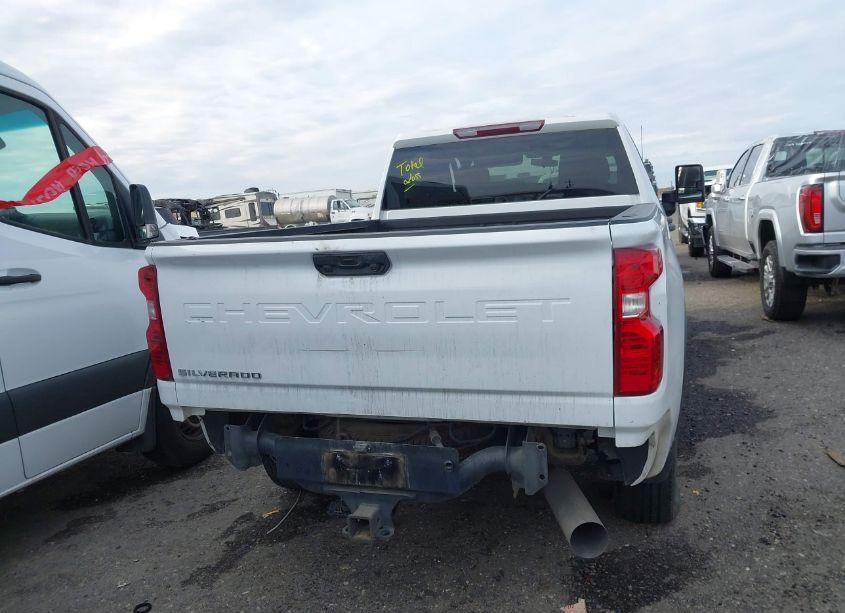 Photo 7 of 2020 Chevrolet Silverado 2500HD 4WD STANDARD BED WT (VIN 1GC4YLEY4LF326170)