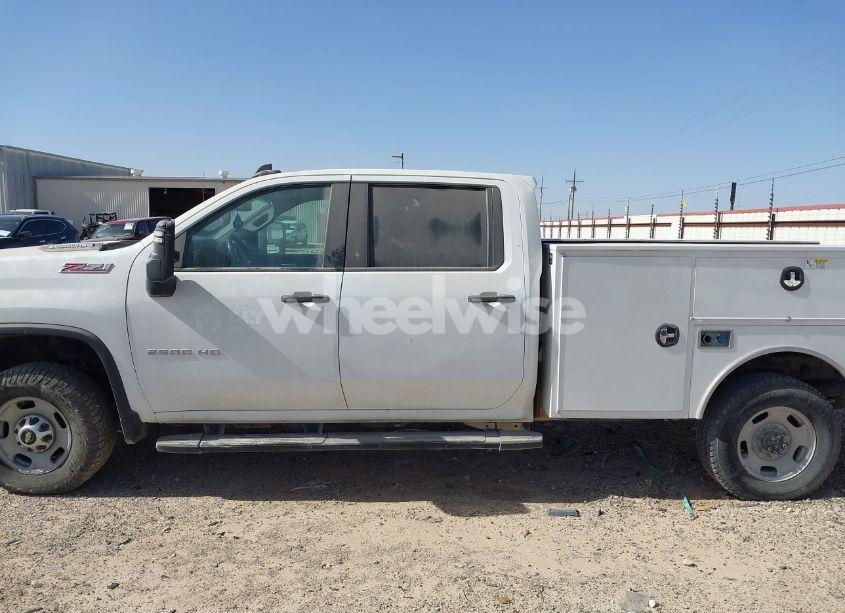 Photo 14 of 2020 Chevrolet Silverado 2500HD 4WD LONG BED WT (VIN 1GC4YLEY5LF158586)