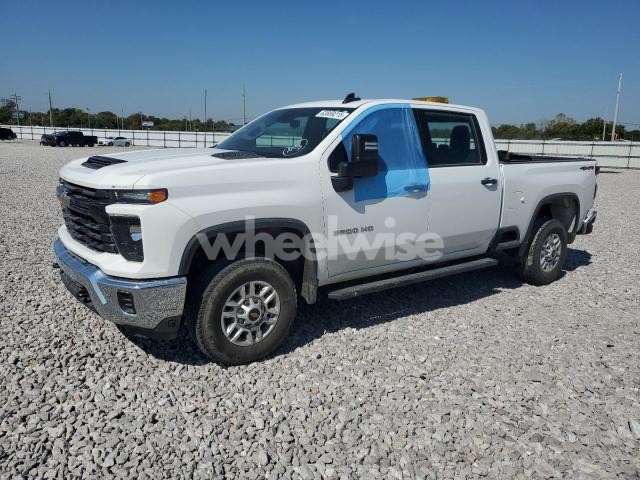 Photo 5 of 2024 CHEVROLET SILVERADO K2500 HEAVY DUTY (VIN 1GC4YLEY6RF191203)