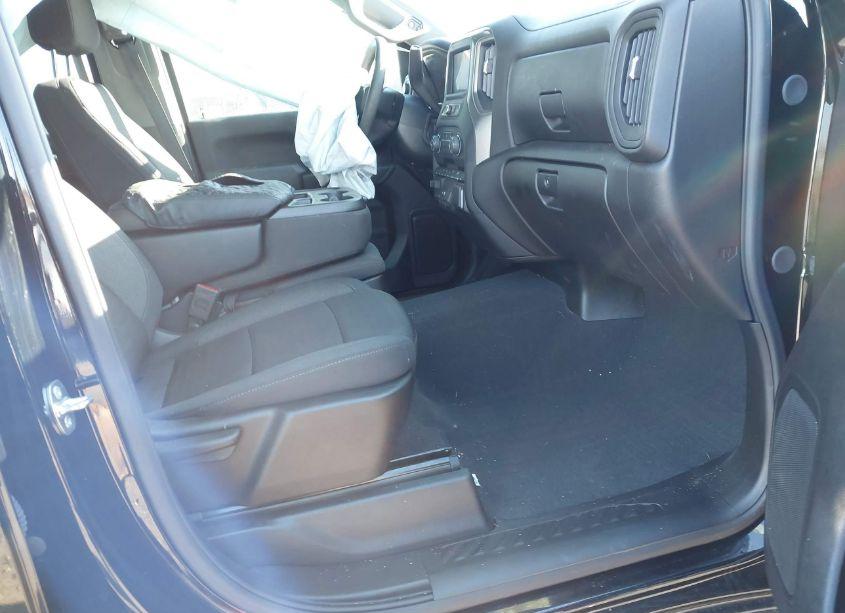 Photo 5 of 2024 Chevrolet Silverado 2500HD 4WD STANDARD BED CUSTOM (VIN 1GC4YME71RF386770)