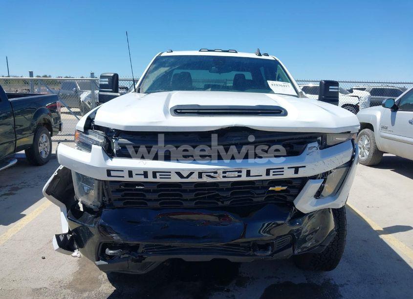 Photo 11 of 2022 Chevrolet Silverado 2500HD 4WD STANDARD BED CUSTOM (VIN 1GC4YME75NF356181)
