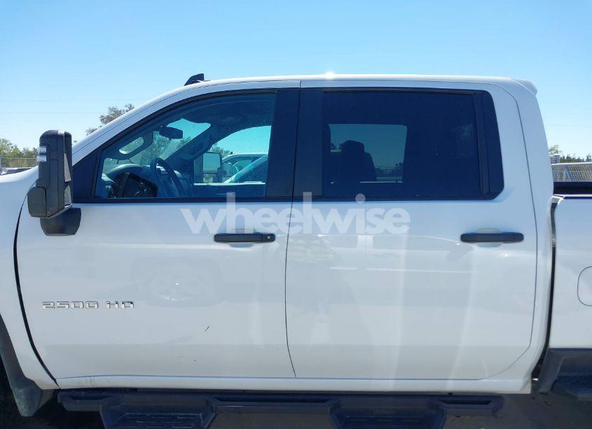 Photo 15 of 2022 Chevrolet Silverado 2500HD 4WD STANDARD BED CUSTOM (VIN 1GC4YME75NF356181)