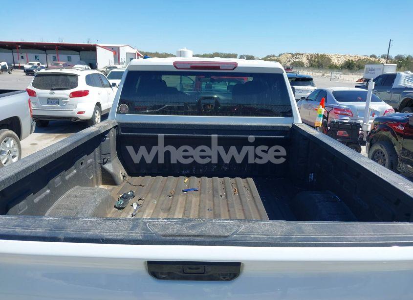 Photo 6 of 2022 Chevrolet Silverado 2500HD 4WD STANDARD BED CUSTOM (VIN 1GC4YME75NF356181)