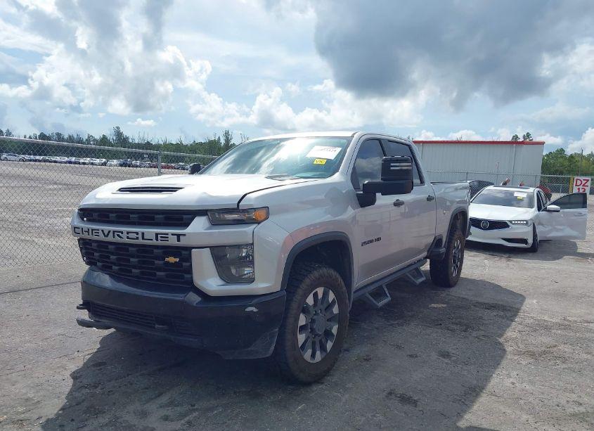 Photo 2 of 2020 Chevrolet Silverado 2500HD 4WD STANDARD BED CUSTOM (VIN 1GC4YME77LF123951)