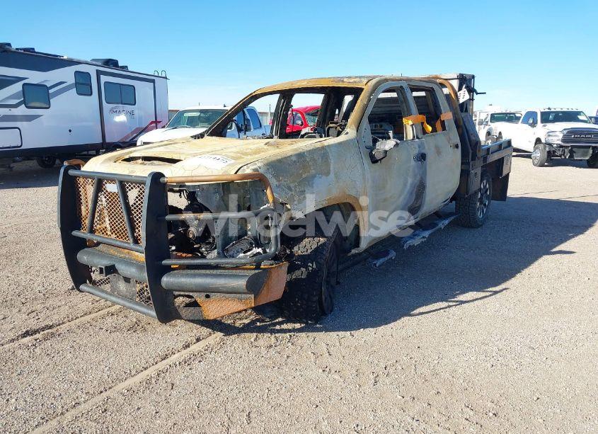 Photo 2 of 2020 Chevrolet Silverado 2500HD 4WD STANDARD BED CUSTOM (VIN 1GC4YME77LF204013)