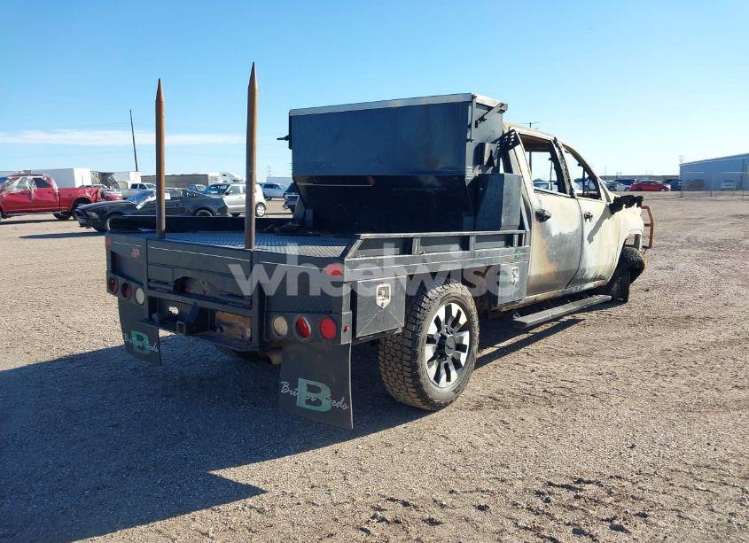 Photo 4 of 2020 Chevrolet Silverado 2500HD 4WD STANDARD BED CUSTOM (VIN 1GC4YME77LF204013)