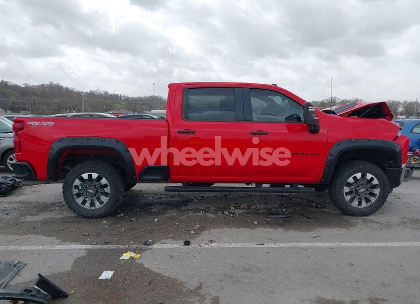 Photo 14 of 2021 Chevrolet Silverado 2500HD 4WD STANDARD BED CUSTOM (VIN 1GC4YME79MF140428)