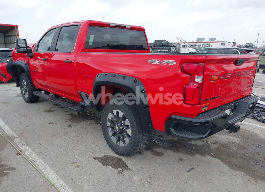 Photo 3 of 2021 Chevrolet Silverado 2500HD 4WD STANDARD BED CUSTOM (VIN 1GC4YME79MF140428)