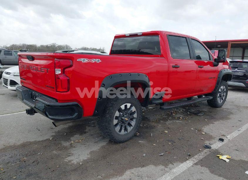 Photo 4 of 2021 Chevrolet Silverado 2500HD 4WD STANDARD BED CUSTOM (VIN 1GC4YME79MF140428)
