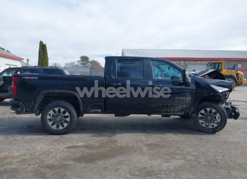 Photo 13 of 2023 Chevrolet Silverado 2500HD 4WD STANDARD BED CUSTOM (VIN 1GC4YME79PF101763)