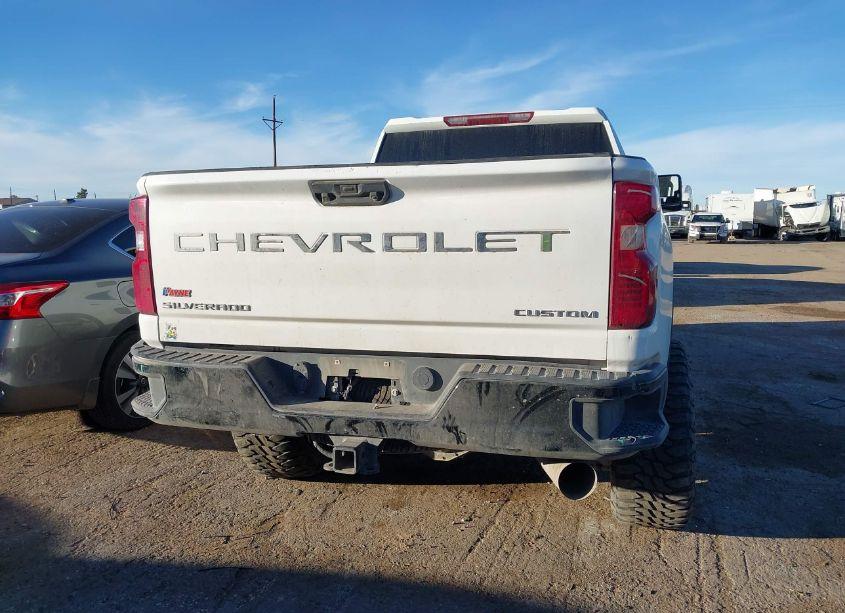 Photo 15 of 2022 Chevrolet Silverado 2500HD 4WD STANDARD BED CUSTOM (VIN 1GC4YMEY4NF132554)
