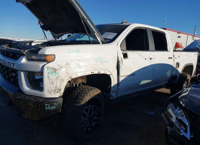 Photo 6 of 2022 Chevrolet Silverado 2500HD 4WD STANDARD BED CUSTOM (VIN 1GC4YMEY4NF132554)